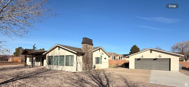 1442 W DIAMOND VALLEY DR, St. George, UT 84770