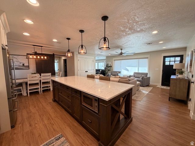 1442 W DIAMOND VALLEY DR, St. George, UT 84770