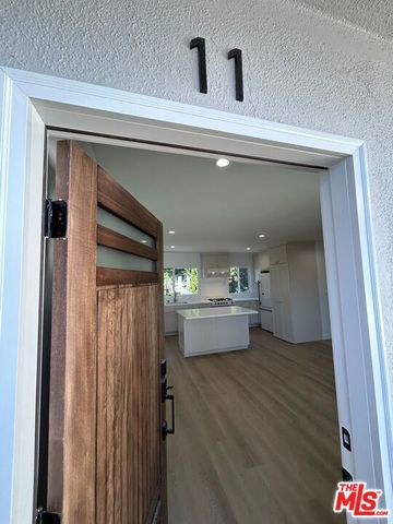 599 Sunset 11, Los Angeles, CA 90291