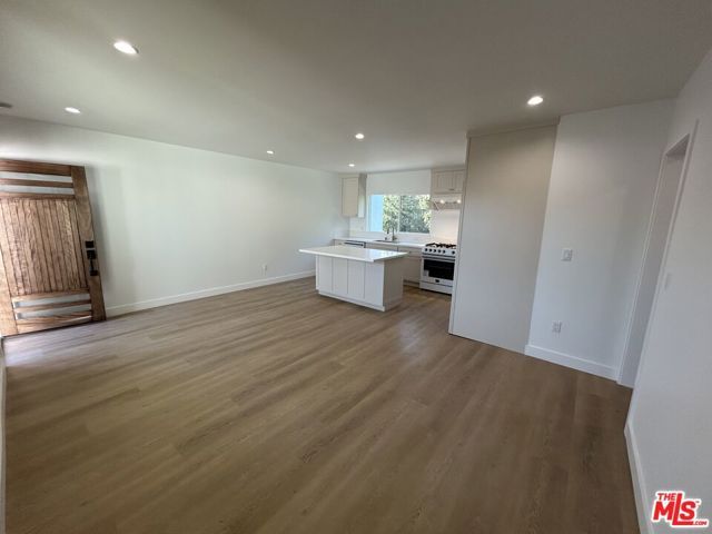 599 Sunset 11, Los Angeles, CA 90291