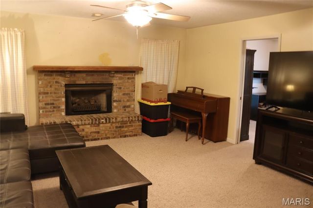 1946 Kelly Court, Pacific, MO 63069