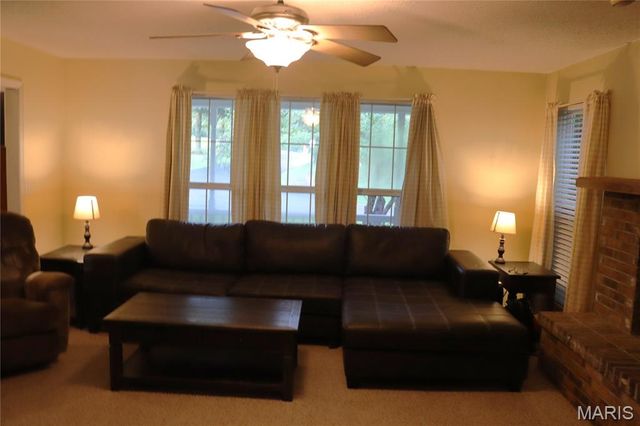 1946 Kelly Court, Pacific, MO 63069