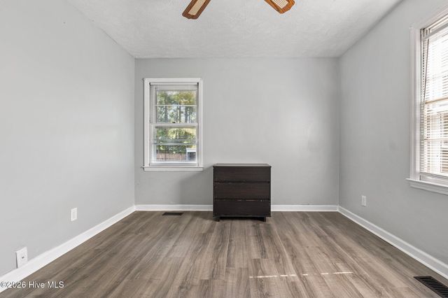 1708 N Poplar Street, Aberdeen, NC 28315