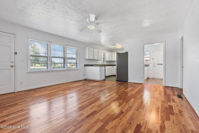 1708 N Poplar Street, Aberdeen, NC 28315