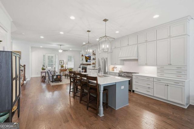 575 Woods Walk, Alpharetta, GA 30009