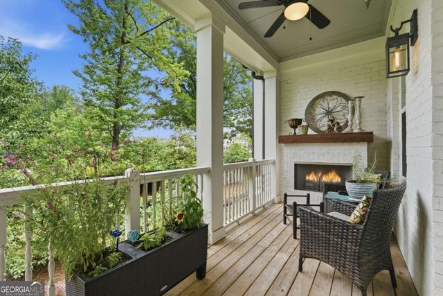575 Woods Walk, Alpharetta, GA 30009