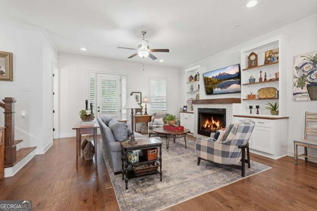 575 Woods Walk, Alpharetta, GA 30009