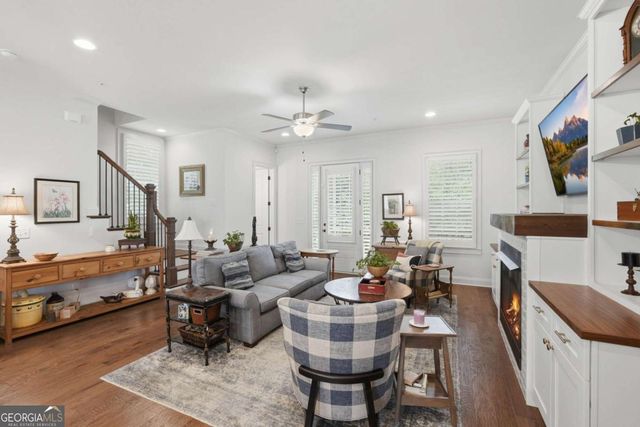 575 Woods Walk, Alpharetta, GA 30009