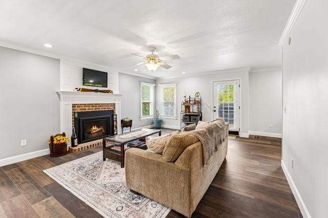 2931 Gold Point Circle S, Hixson, TN 37343