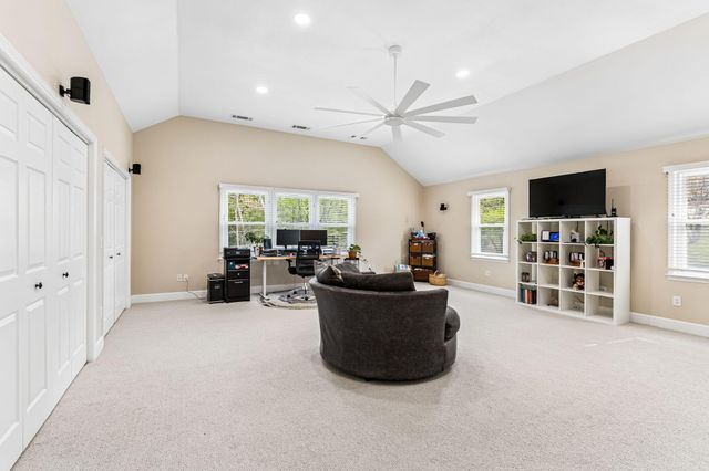 2931 Gold Point Circle S, Hixson, TN 37343