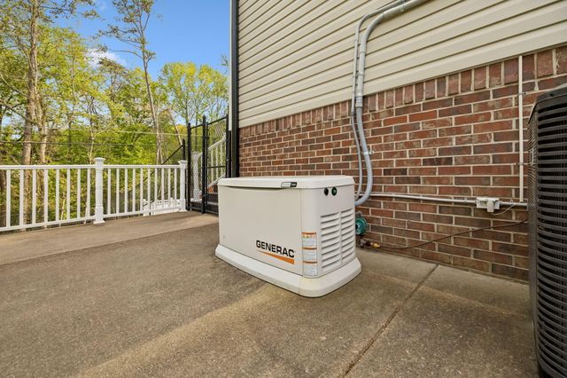 2931 Gold Point Circle S, Hixson, TN 37343