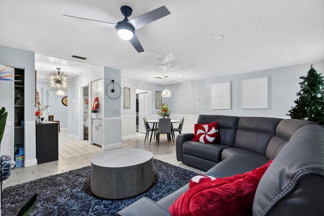 12228 Sag Harbor Court 2, Wellington, FL 33414