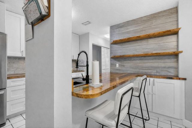 12228 Sag Harbor Court 2, Wellington, FL 33414