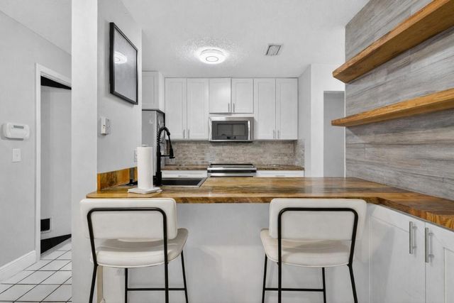 12228 Sag Harbor Court 2, Wellington, FL 33414