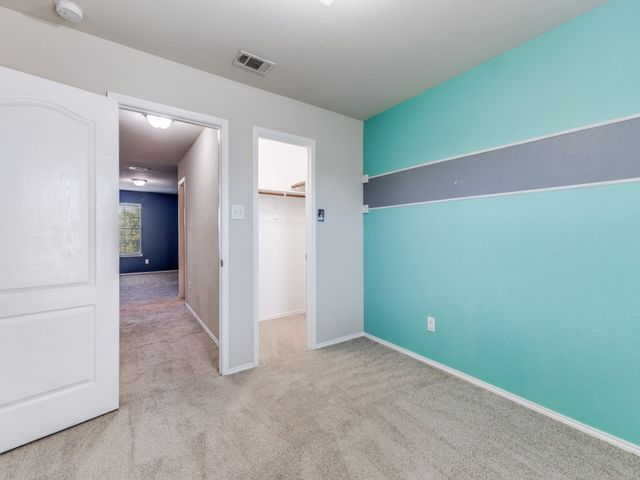 2038 Stagecoach Trail, Heartland, TX 75126