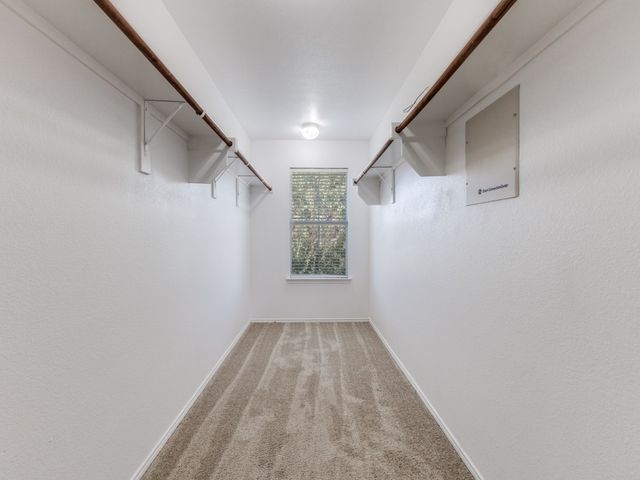 2038 Stagecoach Trail, Heartland, TX 75126