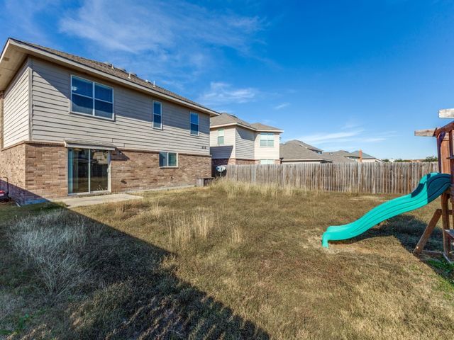 2038 Stagecoach Trail, Heartland, TX 75126