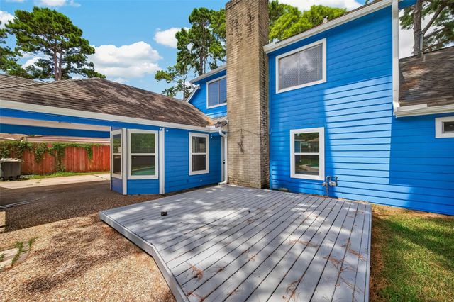 10011 Pine Pass Drive, Houston, TX 77070