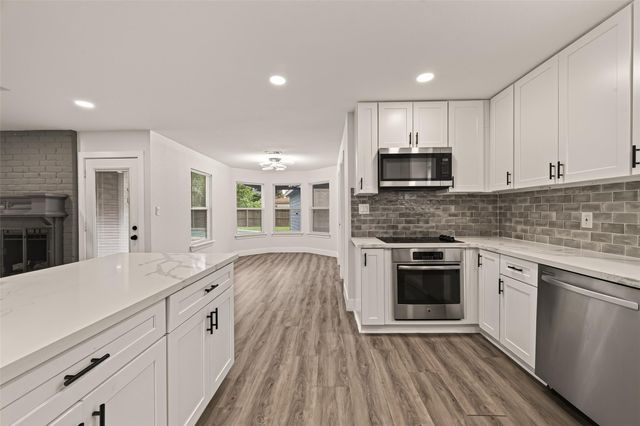 10011 Pine Pass Drive, Houston, TX 77070