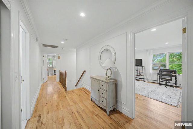 10 Marcotte Lane, Tenafly, NJ 07670