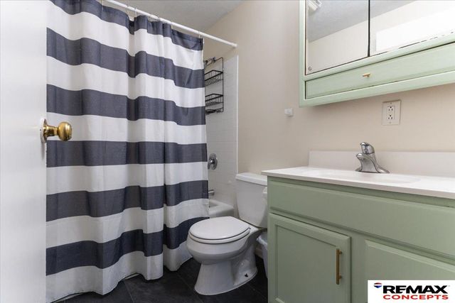 1321 W S Street, Lincoln, NE 68508