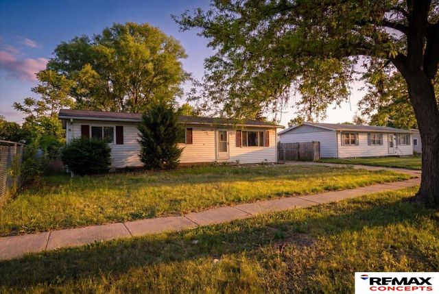 1321 W S Street, Lincoln, NE 68508