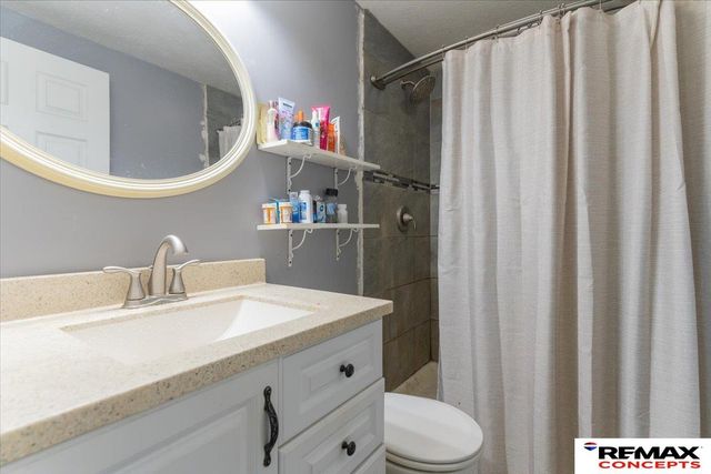 1321 W S Street, Lincoln, NE 68508