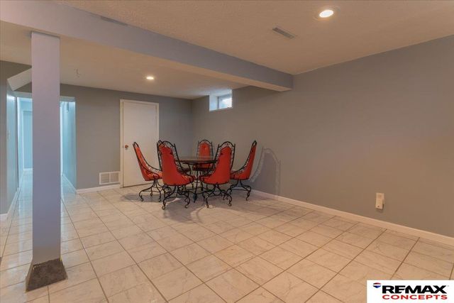 1321 W S Street, Lincoln, NE 68508