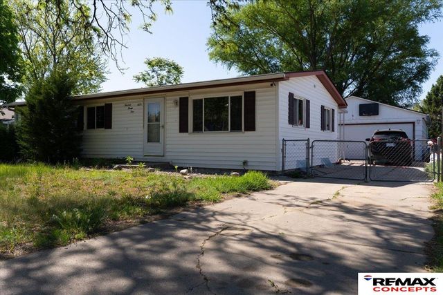 1321 W S Street, Lincoln, NE 68508