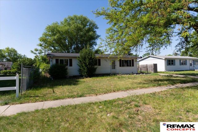 1321 W S Street, Lincoln, NE 68508
