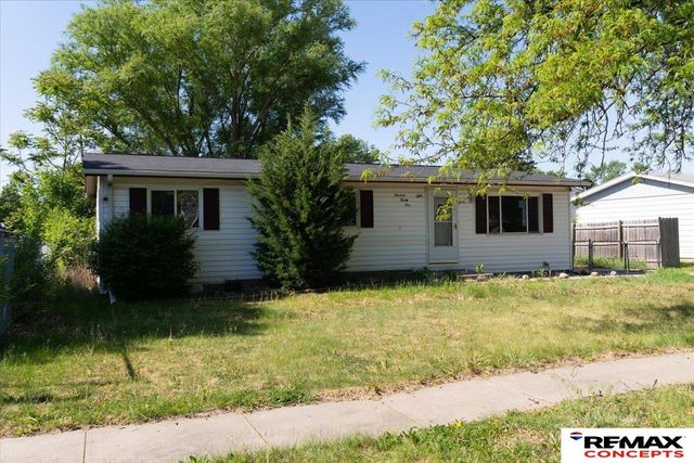 1321 W S Street, Lincoln, NE 68508
