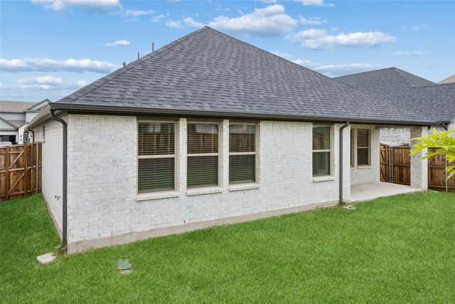 361 Silver Springs Lane, Lavon, TX 75166