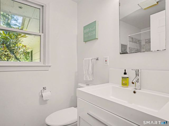 6 Blueberry Lane, Darien, CT 06820