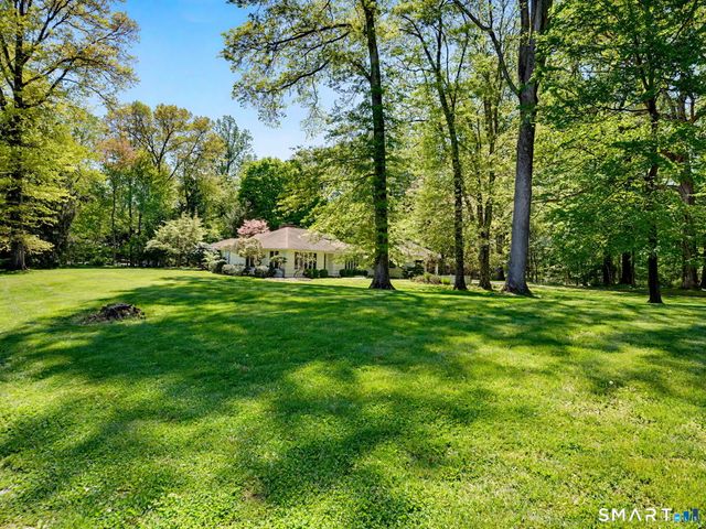 6 Blueberry Lane, Darien, CT 06820