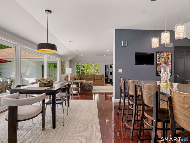 6 Blueberry Lane, Darien, CT 06820