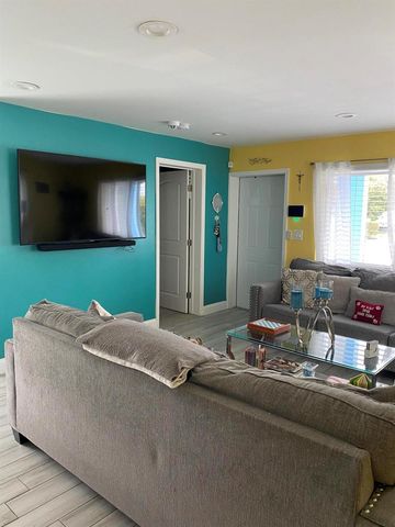 416 N D Street 1 And 2, Lake Worth Beach, FL 33460