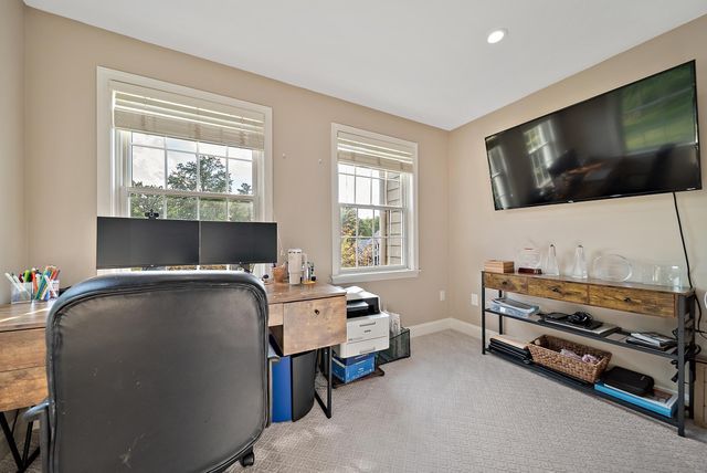 20 Ballard Lane, Salem, NH 03079