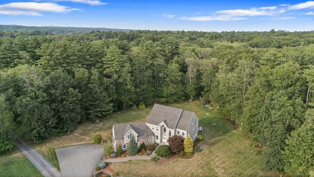 20 Ballard Lane, Salem, NH 03079