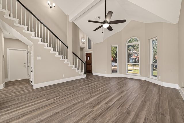 16315 Battlecreek Drive, Houston, TX 77095