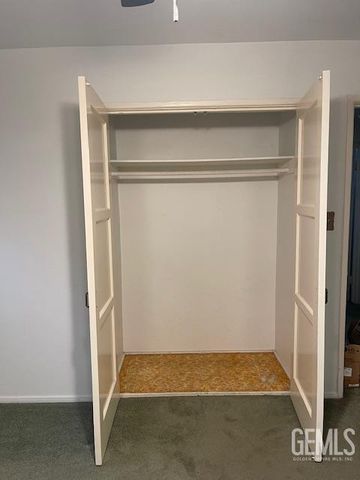 236 Oakdale, Bakersfield, CA 93309