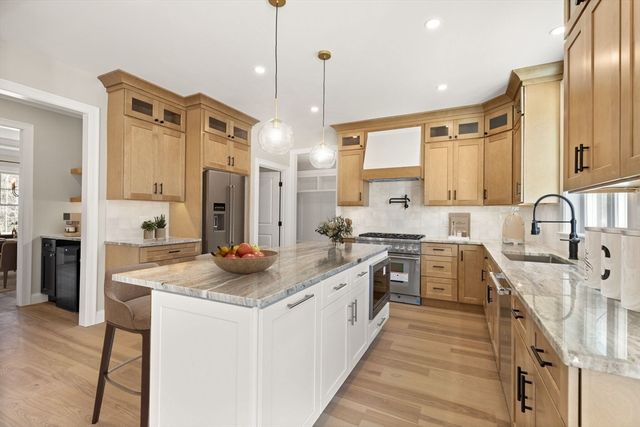 79 Summer Street, Easton, MA 02356