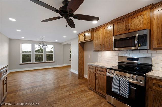 104660 S 4760 Road, Muldrow, OK 74948