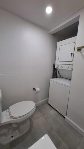 20860 San Simeon Way 108-6, Miami, FL 33179