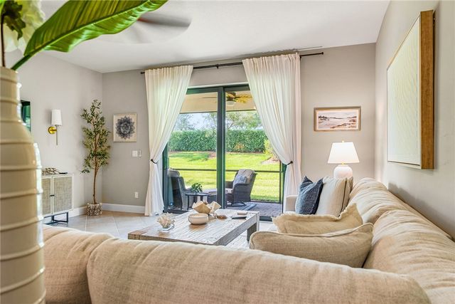 5151 Jasper Square, Vero Beach, FL 32967