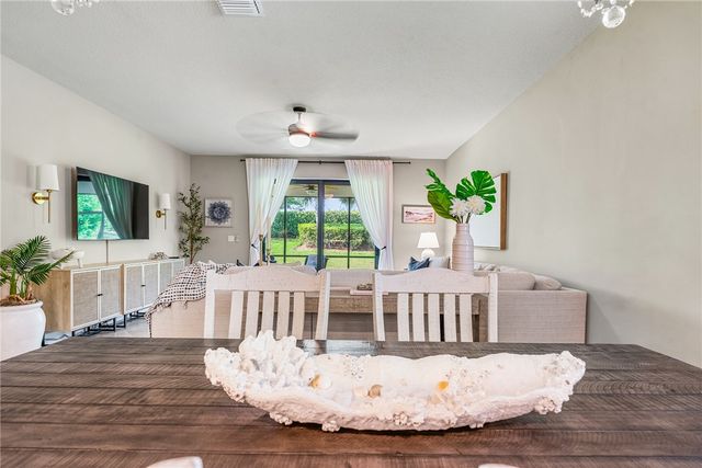 5151 Jasper Square, Vero Beach, FL 32967