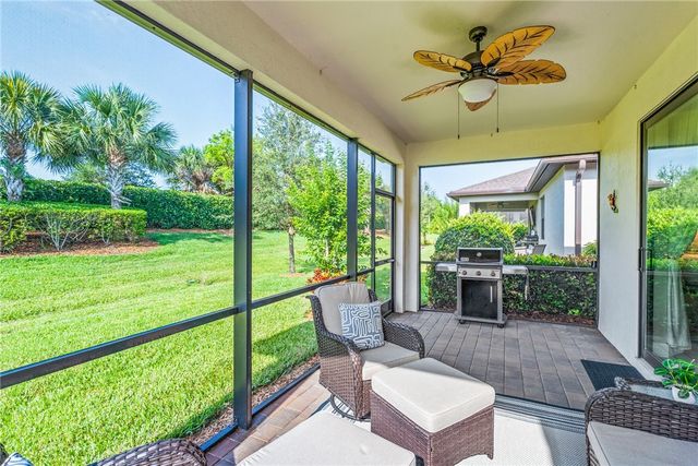 5151 Jasper Square, Vero Beach, FL 32967