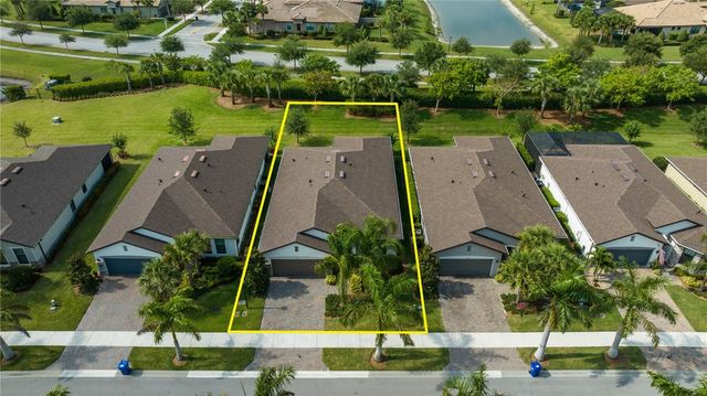 5151 Jasper Square, Vero Beach, FL 32967