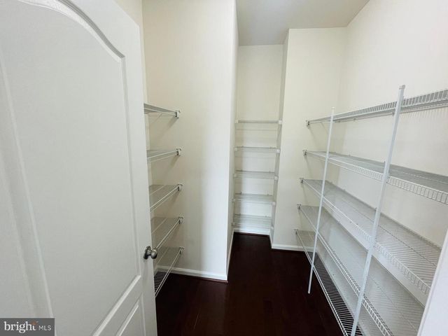 24677 CAPECASTLE TER, Aldie, VA 20105