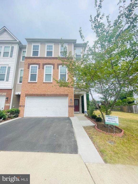 24677 CAPECASTLE TER, Aldie, VA 20105