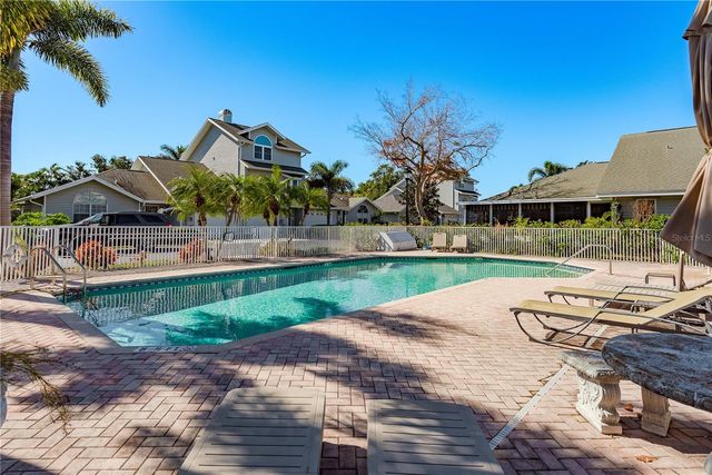 11722 CURRIE LANE H1, Largo, FL 33774